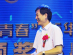 濮老師在舞臺上生動、活潑的一面